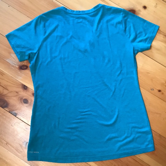 V-Neck Tee Bundle - Picture 4 of 10